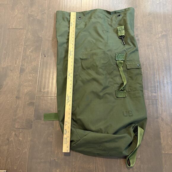 Vintage US Military Nylon Duffel Sea Bag OD Green NSN 8465-01-117-8699 USGI - Picture 6 of 9